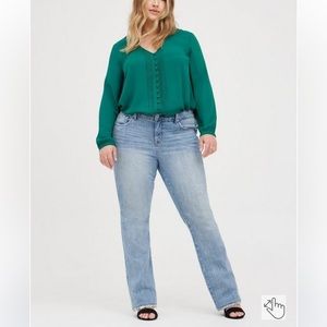 Torrid Georgette Pintuck Button-Front Blouse 12/14